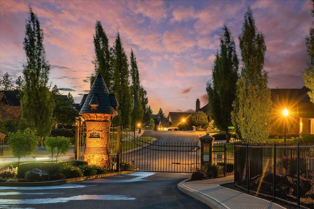 2107 E Peachtree Ct, Spokane, WA 99203