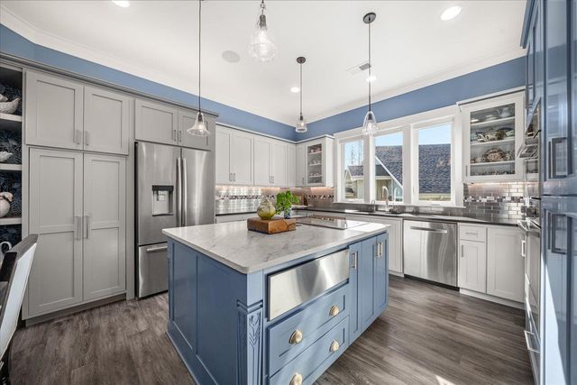 2107 E Peachtree Ct, Spokane, WA 99203