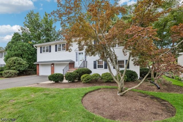 41 Rys Ter, Fair Lawn Boro, NJ 07410