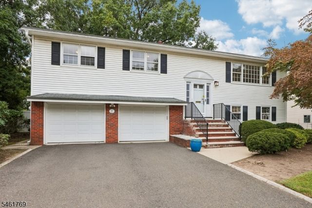 41 Rys Ter, Fair Lawn Boro, NJ 07410