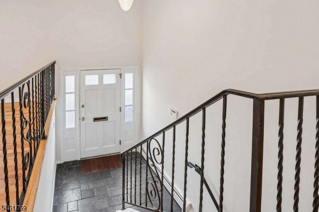 41 Rys Ter, Fair Lawn Boro, NJ 07410 — photo 5