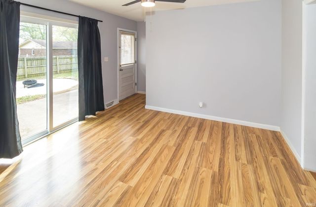 408 Kennedy Drive, Mount Vernon, IN 47620