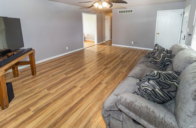 408 Kennedy Drive, Mount Vernon, IN 47620