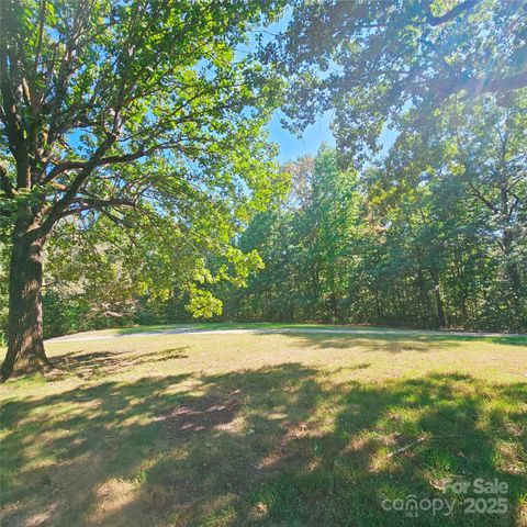 204 Bonaire Lane, Rutherfordton, NC 28139