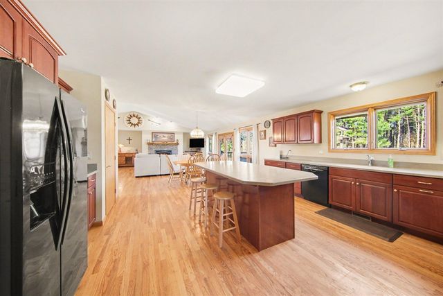 8600 Whippoorwill Lane, Manchester, MI 48158