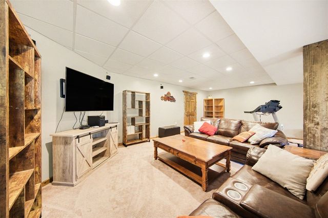 8600 Whippoorwill Lane, Manchester, MI 48158