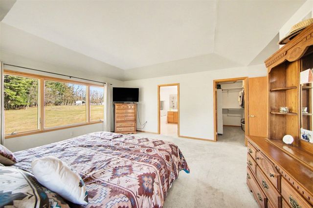 8600 Whippoorwill Lane, Manchester, MI 48158