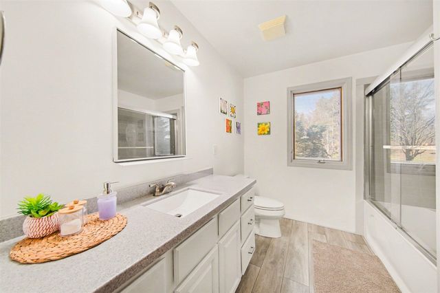 8600 Whippoorwill Lane, Manchester, MI 48158