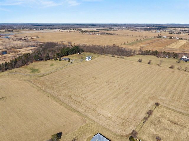 8600 Whippoorwill Lane, Manchester, MI 48158