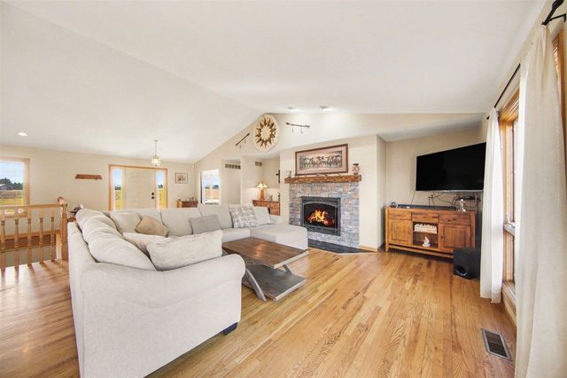 8600 Whippoorwill Lane, Manchester, MI 48158