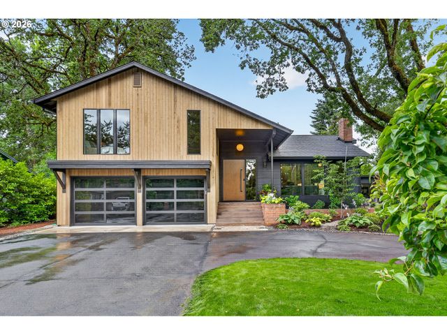 3118 Ne ROYAL OAKS Dr, Vancouver, WA 98662
