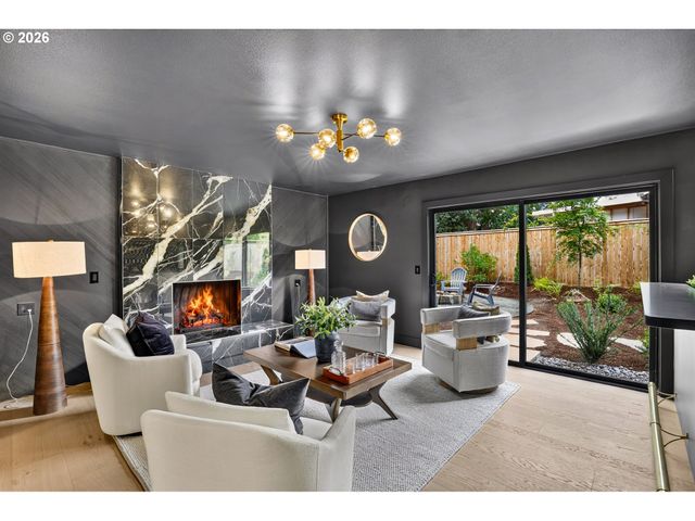 3118 Ne ROYAL OAKS Dr, Vancouver, WA 98662