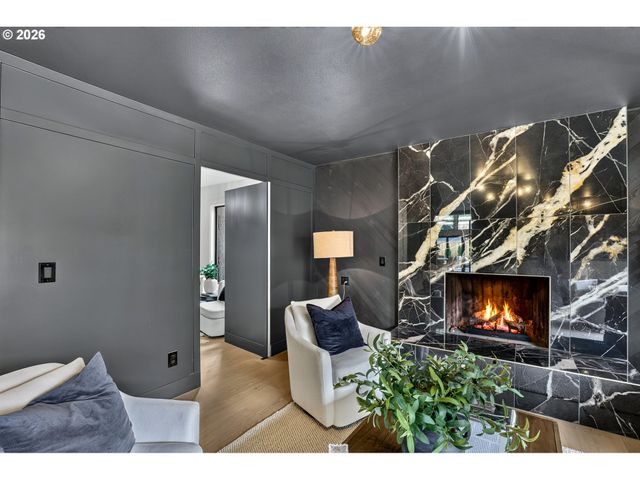 3118 Ne ROYAL OAKS Dr, Vancouver, WA 98662