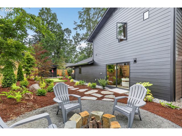 3118 Ne ROYAL OAKS Dr, Vancouver, WA 98662