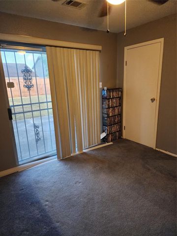 16711 Running Quail Court, Houston, TX 77489