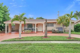 6210 NE 21st Rd, Fort Lauderdale, FL 33308