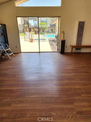 15116 S RAYMOND Avenue 104, Gardena, CA 90247