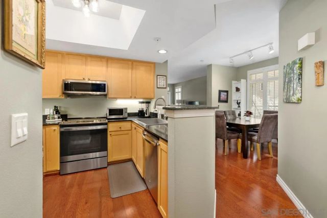 2400 Fifth Ave 222, San Diego, CA 92101