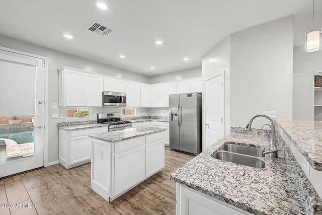 12353 W GLENN Drive, Glendale, AZ 85307