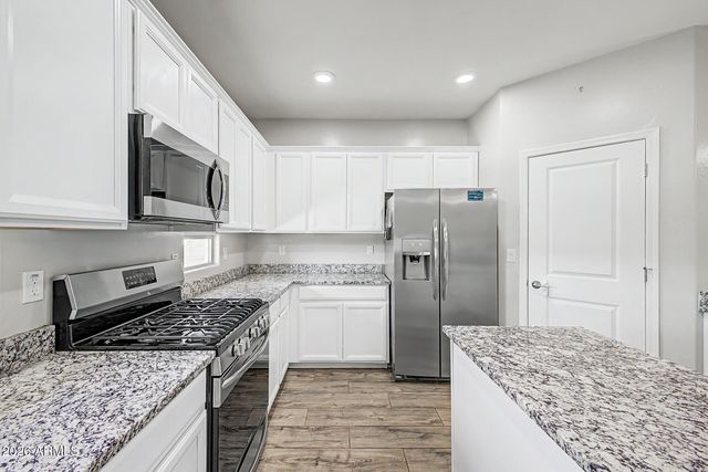 12353 W GLENN Drive, Glendale, AZ 85307