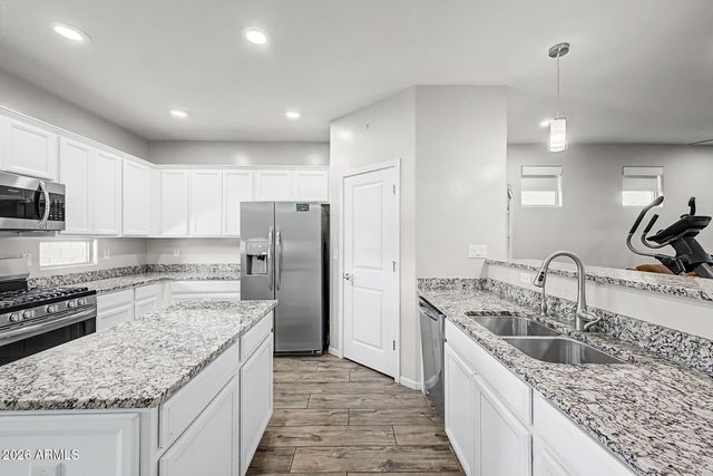 12353 W GLENN Drive, Glendale, AZ 85307