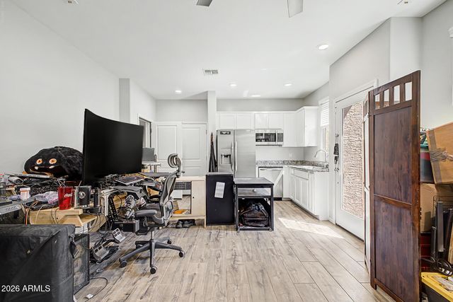 12353 W GLENN Drive, Glendale, AZ 85307
