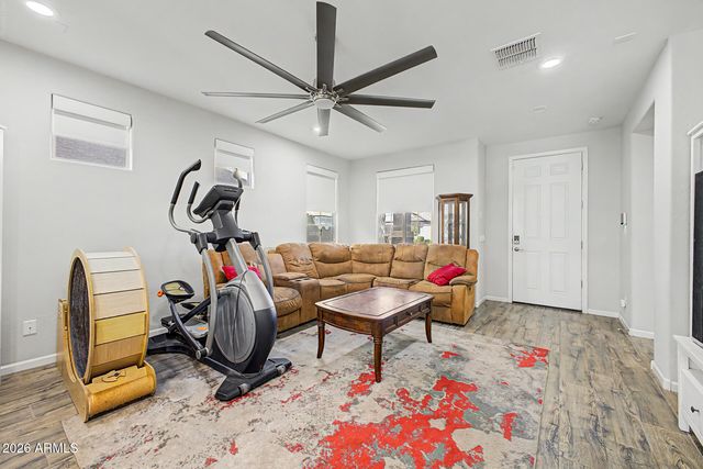 12353 W GLENN Drive, Glendale, AZ 85307
