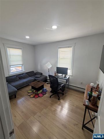 222 Riverview Place, Cliffside Park, NJ 07010