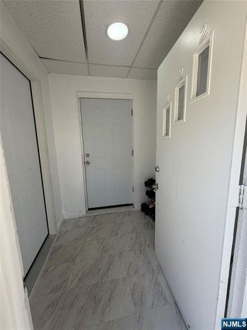 222 Riverview Place, Cliffside Park, NJ 07010