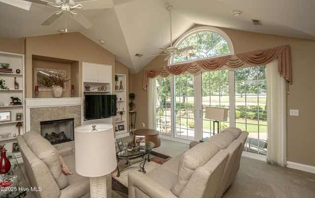 522 Glenburnie Street, Calabash, NC 28467