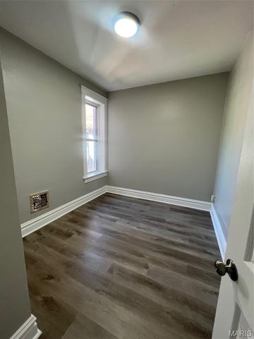 4650 Michigan Avenue, St Louis, MO 63111