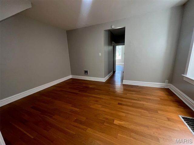 4650 Michigan Avenue, St Louis, MO 63111