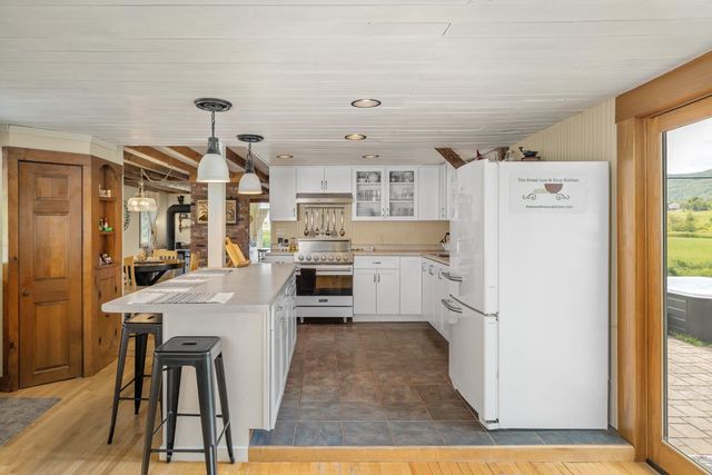 3740 Lower Pleasant Valley Road, Cambridge, VT 05444