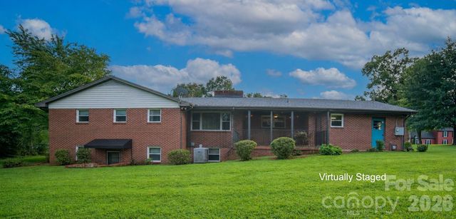 201 Woodlawn Drive, Morganton, NC 28655