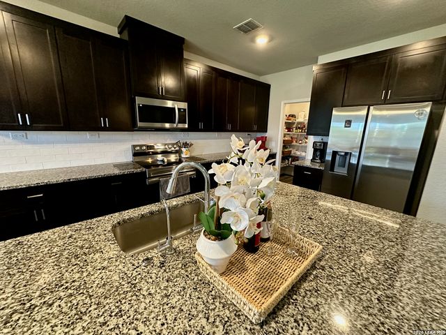 257 PUDU TRL, Cibolo, TX 78108