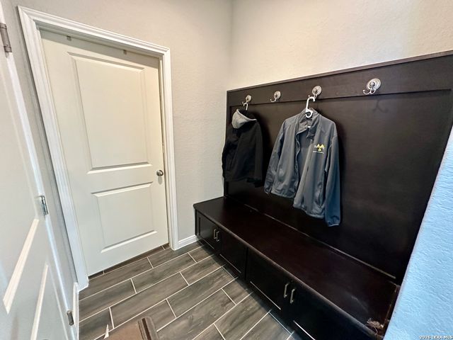 257 PUDU TRL, Cibolo, TX 78108