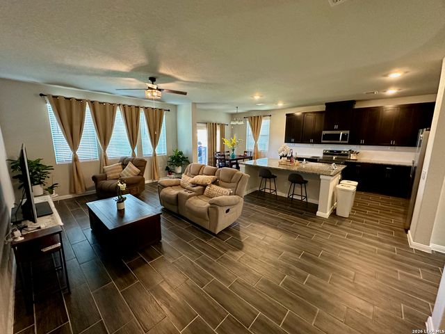257 PUDU TRL, Cibolo, TX 78108