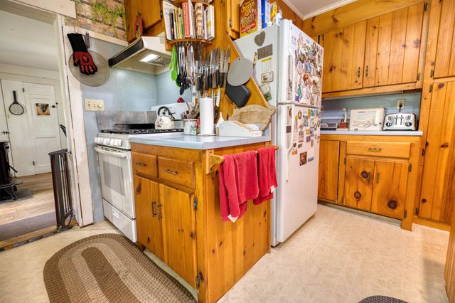 681 Province Lake Road, Effingham, NH 03882