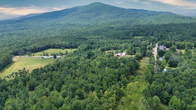 681 Province Lake Road, Effingham, NH 03882