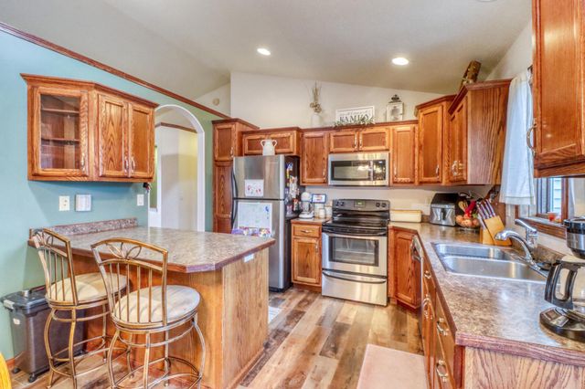 723 16 Avenue W, West Fargo, ND 58078