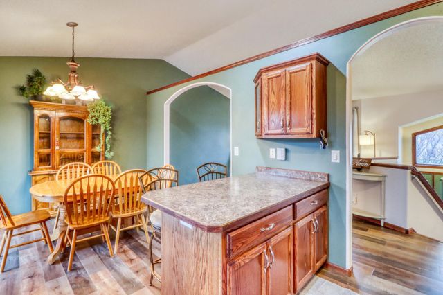 723 16 Avenue W, West Fargo, ND 58078