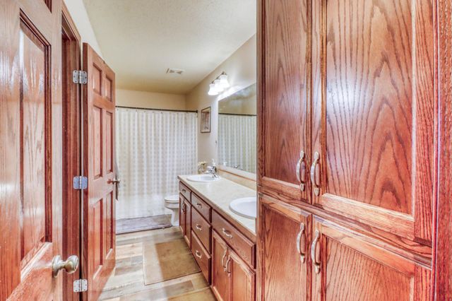 723 16 Avenue W, West Fargo, ND 58078