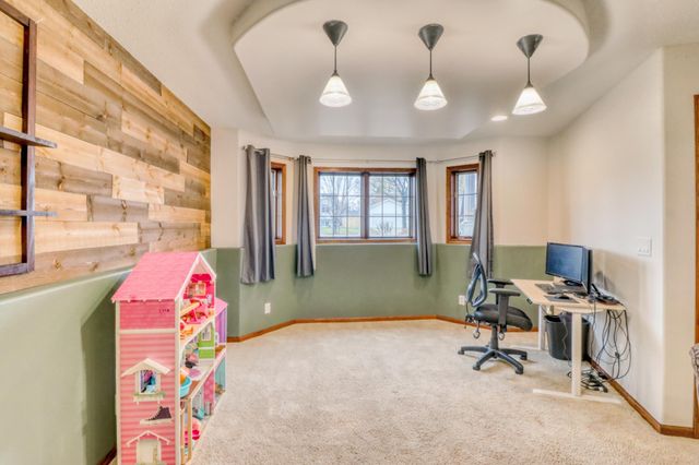 723 16 Avenue W, West Fargo, ND 58078