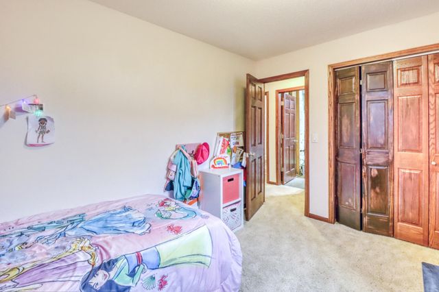 723 16 Avenue W, West Fargo, ND 58078