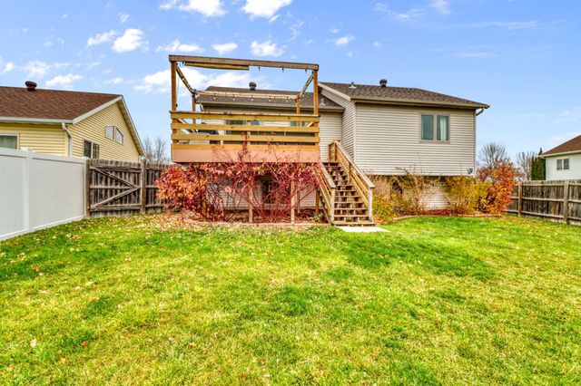 723 16 Avenue W, West Fargo, ND 58078