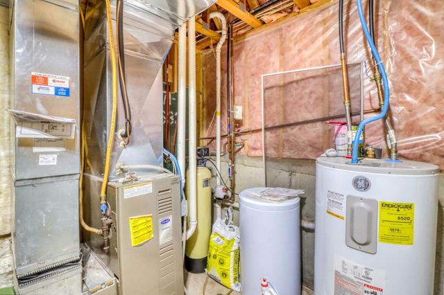 723 16 Avenue W, West Fargo, ND 58078