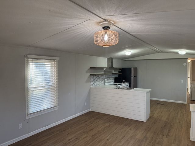 611 Sycamore Ln, La Vergne, TN 37086