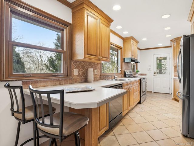 20 Highview Road, Ossining, NY 10562