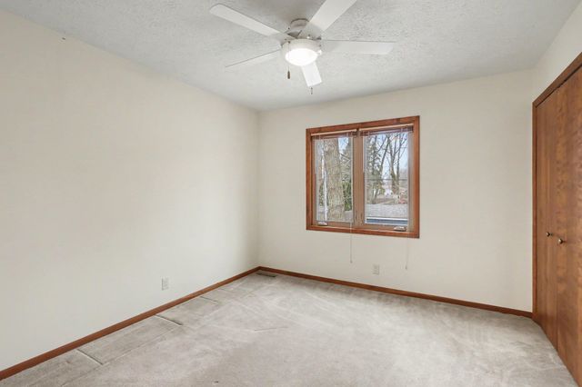 2021 Crescent Drive, Bay City, MI 48706