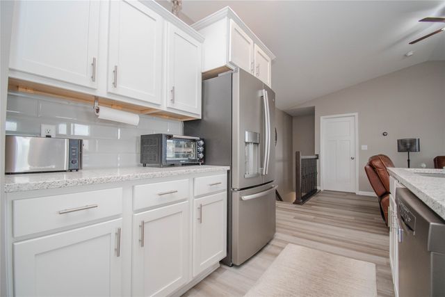 1110 Luther Drive, Adel, IA 50003